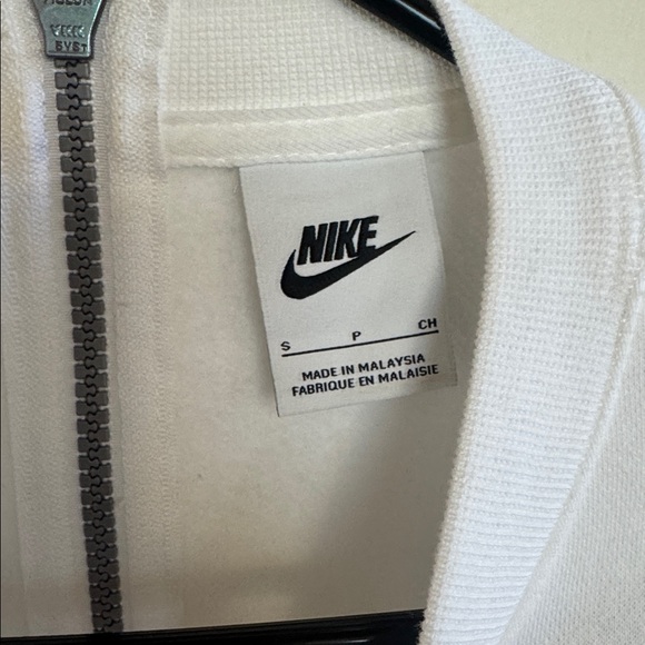 Nike cropped sweatshirt. White with stripe down sleeves. Size S. Like new! - Picture 5 of 7